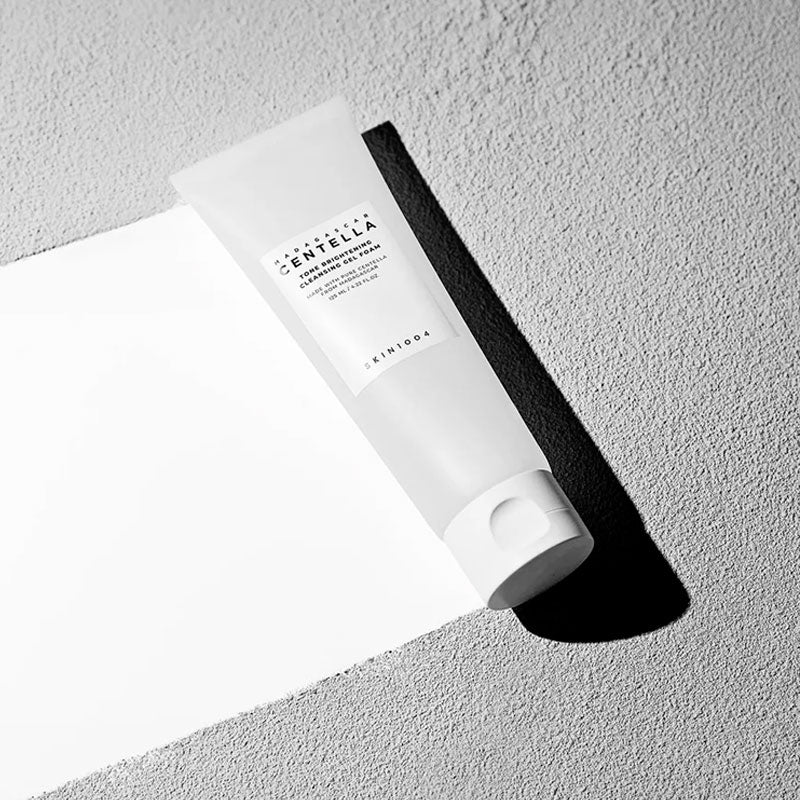 SKIN1004 Madagascar Centella Tone Brightening Cleansing Gel Foam 125ml